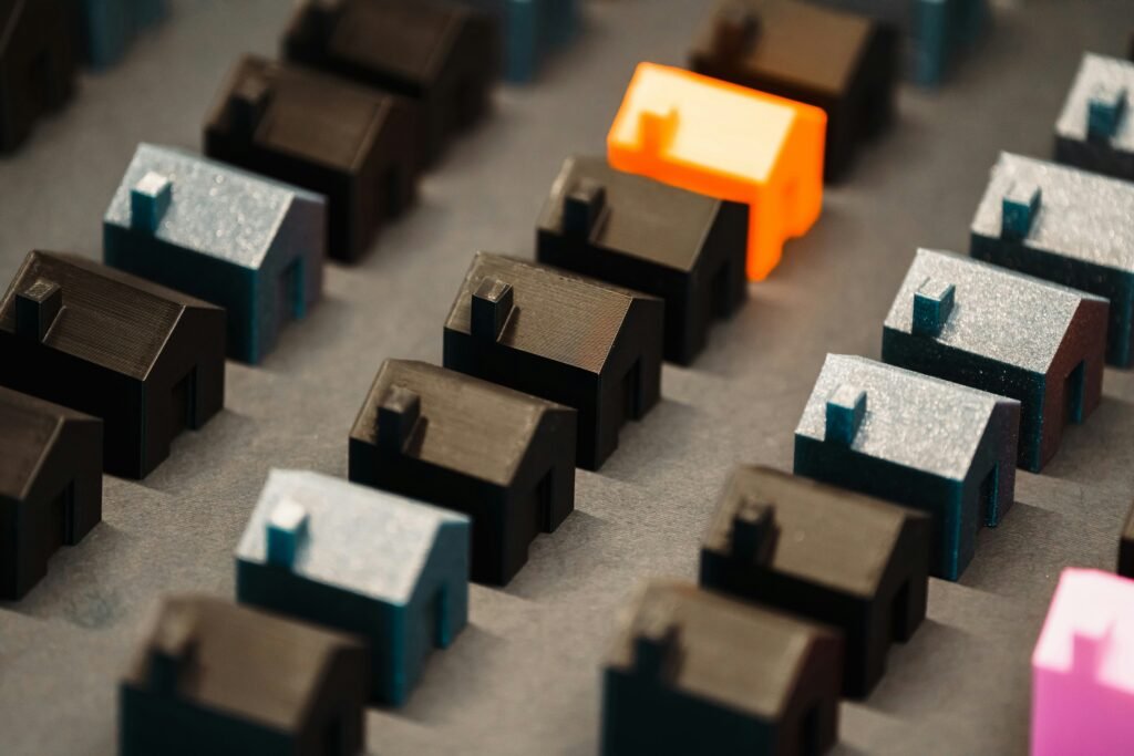 Fundos imobiliários oferecem renda extra com imóveis sem precisar comprá-los.